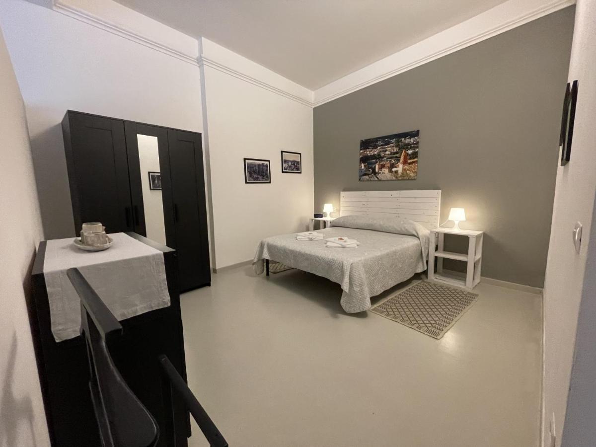 #Garibaldi 05 - Old Town Apartment Olbia Exterior foto